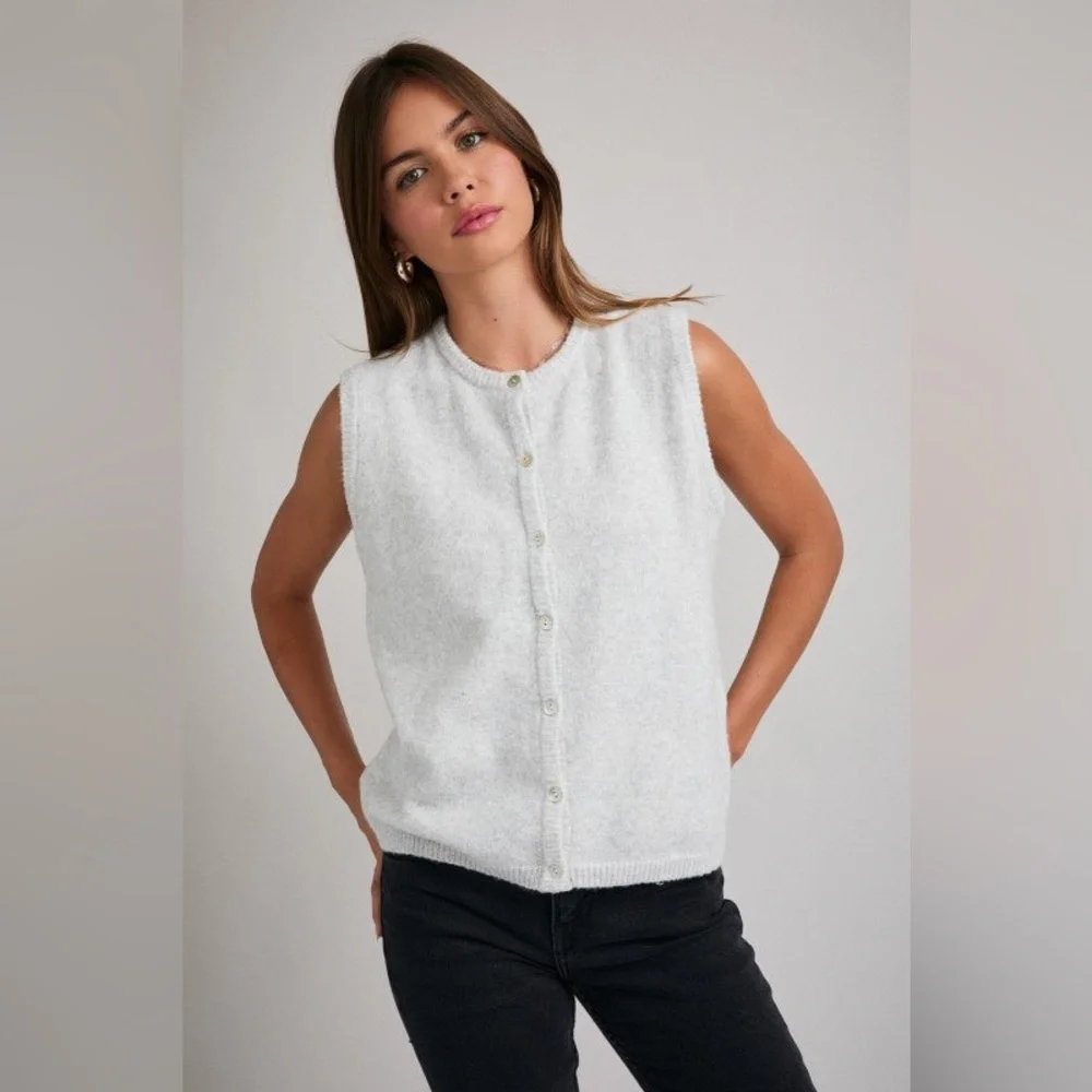 Knit top - Picture 1 of 7